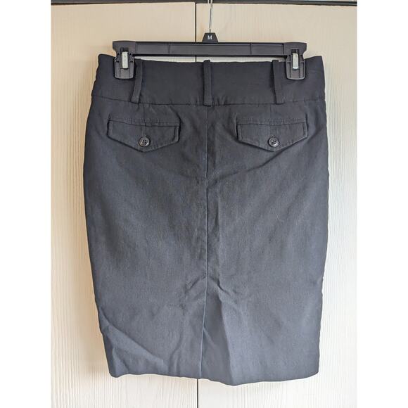 Have Women's Classic Black Three Button Pencil Skirt Size M - Picture 2 of 6